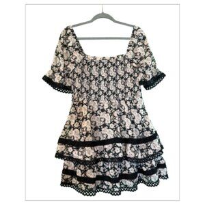 Gently Worn Floral ALTAR'd STATE Baby Doll Dress Size L (BB0625)
